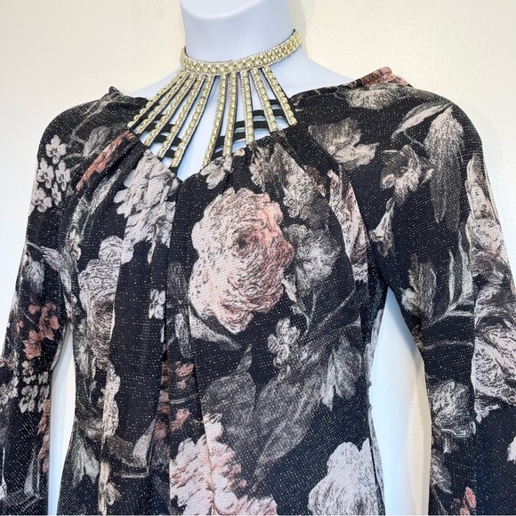 Venus Floral Metallic Caged Halter Top Bell Sleeves Black Gold Size Medium - Picture 3 of 15